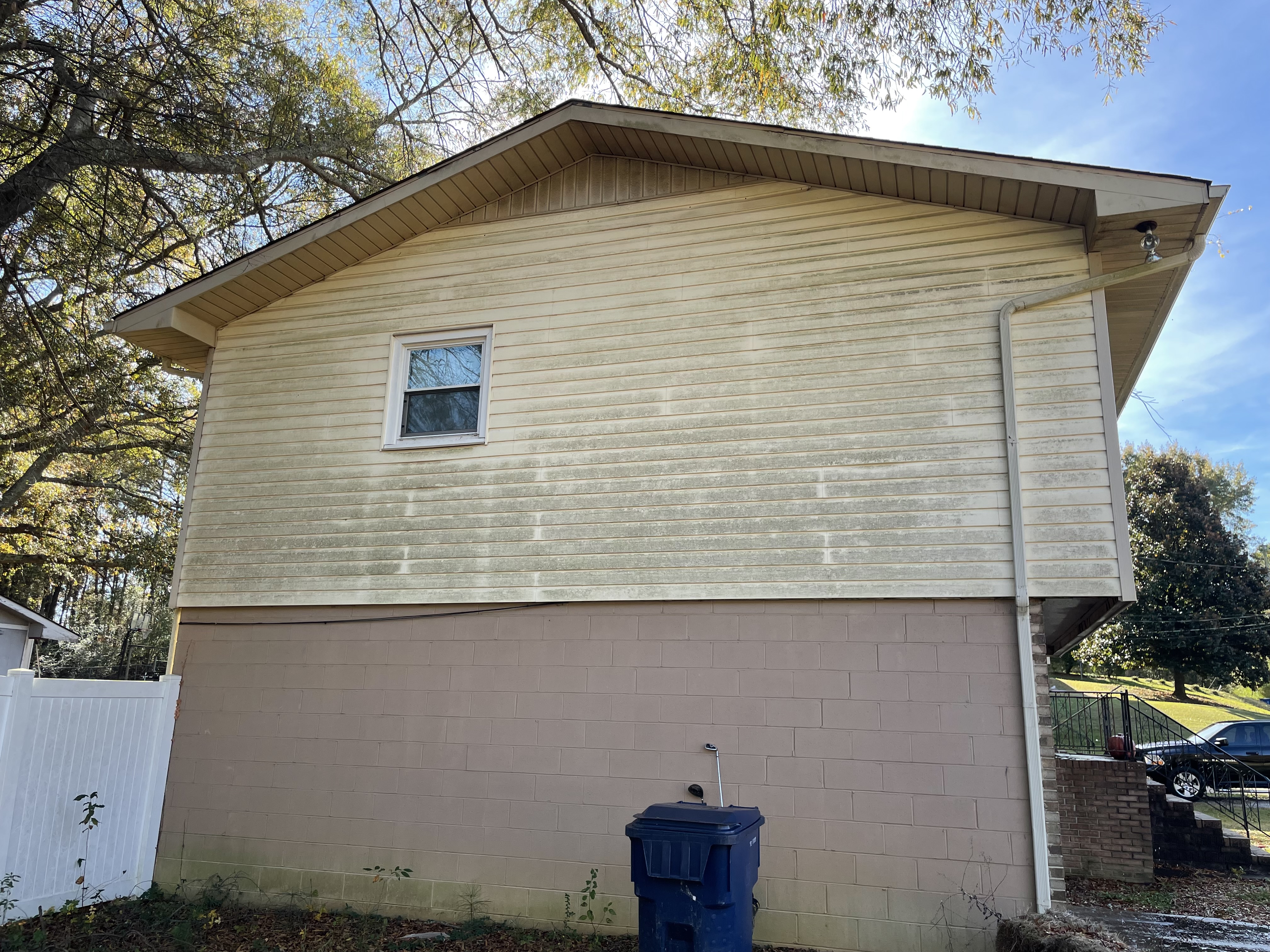 House and driveway cleaning in Oxford, AL